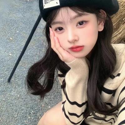 女交通员